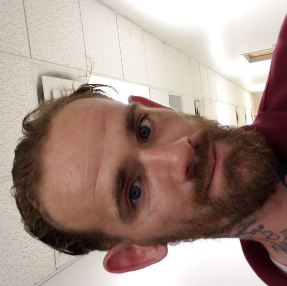 Meet your Posher, Stephen - Picture 1 of 1